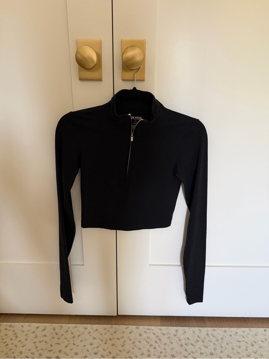 Splits59 Tops - Splits59 Black Cropped Half-Zip Long Sleeve Top
